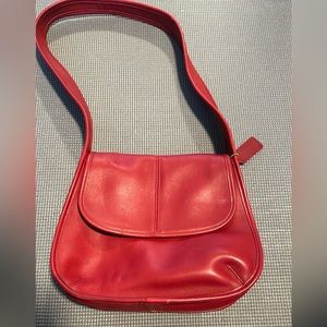 Vintage coach leather crossbody/ shoulder bag